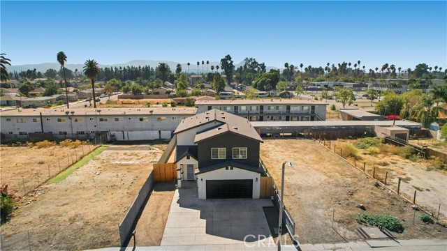 Detail Gallery Image 1 of 22 For 175 E 5th St, San Bernardino,  CA 92410 - 5 Beds | 2/1 Baths