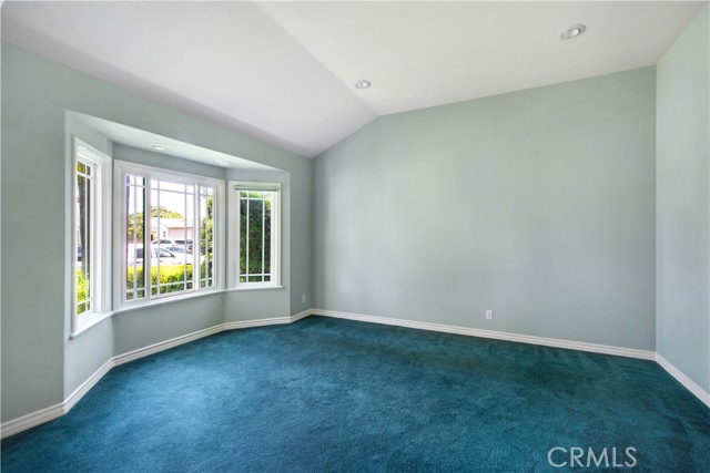 4520 Graywood Avenue, Long Beach CA: https://media.crmls.org/medias/63e24c52-c2fe-4cac-9eff-c39fee075599.jpg