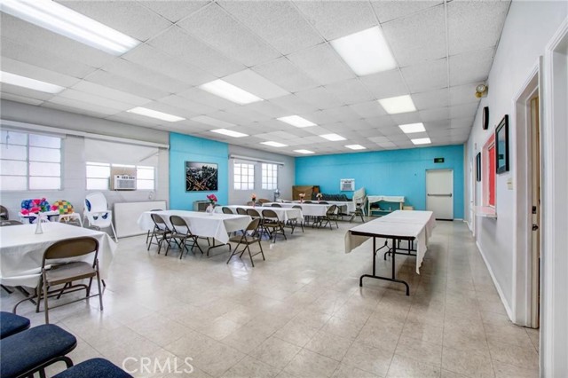 Image 16 of 46 For 724 Glenoaks Boulevard