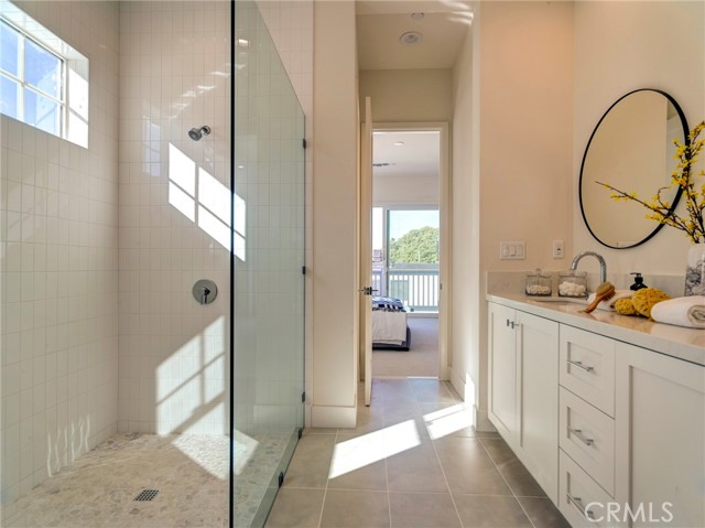 1735 Armour Lane, Redondo Beach, California 90278, 3 Bedrooms Bedrooms, ,2 BathroomsBathrooms,Residential,Sold,Armour Lane,SB23120482