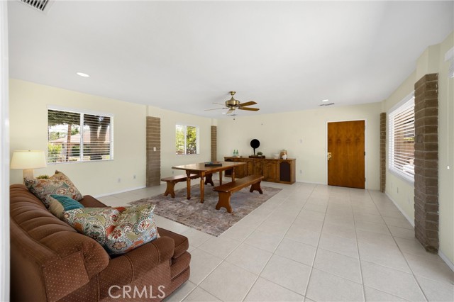 1753 N Albright Avenue, Upland CA: https://media.crmls.org/medias/63e4423f-b9ee-4f4b-90ca-9175d3269943.jpg