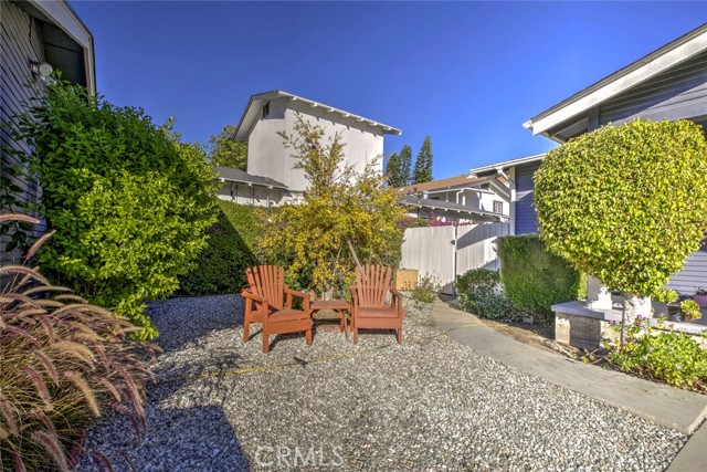 Detail Gallery Image 8 of 27 For 324 N Adams, Glendale,  CA 91206 - 5 Beds | 3 Baths