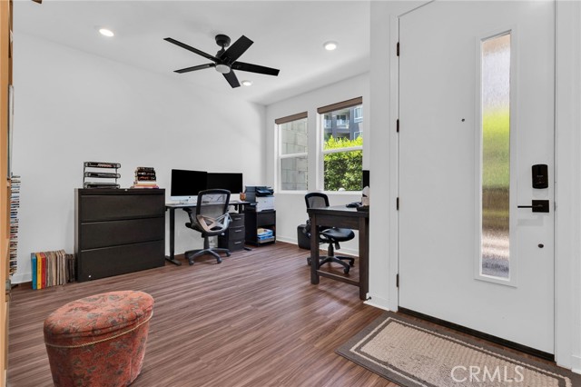 773 Grable S Circle, Orange CA: https://media.crmls.org/medias/63e4c58c-67cb-4575-acba-630bc04e6477.jpg