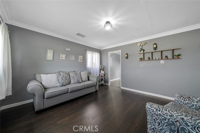 Detail Gallery Image 28 of 36 For 4228 Ostrom, Lakewood,  CA 90713 - 5 Beds | 3 Baths