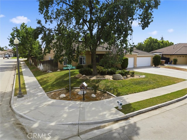 Detail Gallery Image 6 of 55 For 11001 Four Bears, Bakersfield,  CA 93312 - 4 Beds | 2 Baths