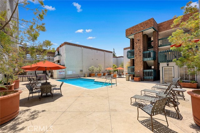 Detail Gallery Image 33 of 44 For 360 S Euclid Ave #219,  Pasadena,  CA 91101 - 2 Beds | 2 Baths