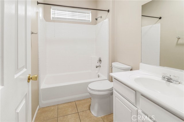 Image 11 of 34 For 33558 Iris Lane