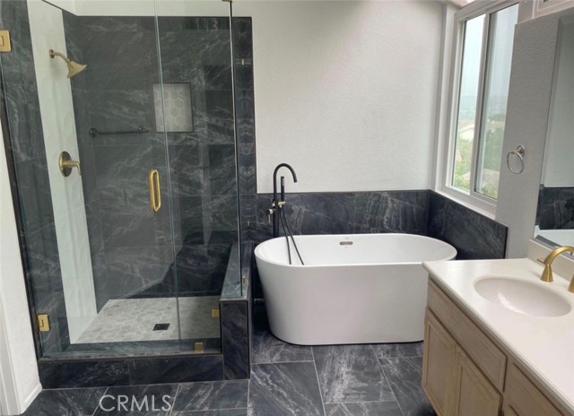 Detail Gallery Image 2 of 13 For 33 Sandbridge, Aliso Viejo,  CA 92656 - 4 Beds | 2/1 Baths