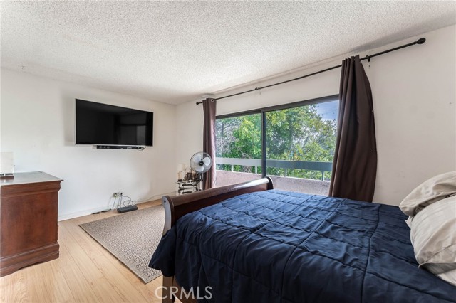 Detail Gallery Image 16 of 33 For 9906 Owensmouth Ave #16,  Chatsworth,  CA 91311 - 3 Beds | 3 Baths