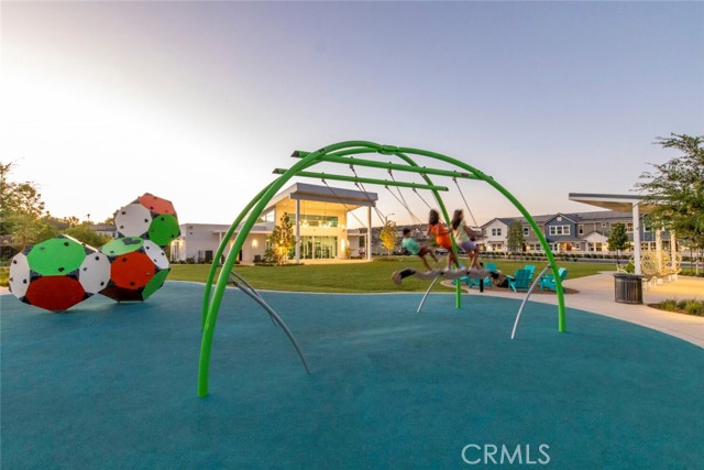 Detail Gallery Image 23 of 25 For 3809 Crossen Dr, Corona,  CA 92883 - 4 Beds | 3 Baths