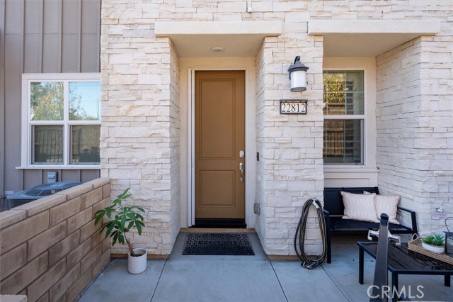 Detail Gallery Image 3 of 34 For 22812 Harvest Mill, Saugus,  CA 91350 - 3 Beds | 3 Baths