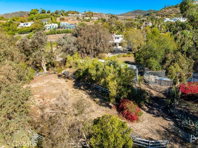 Detail Gallery Image 16 of 19 For 27473 Pacific Coast, Malibu,  CA 90265 - 7 Beds | 6/2 Baths