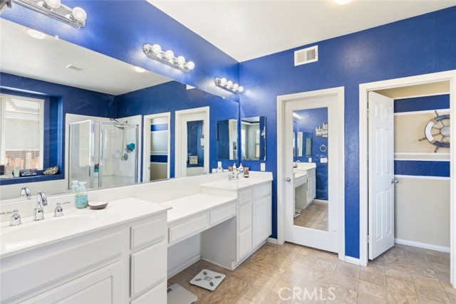 Detail Gallery Image 16 of 43 For 2117 Roanoke, San Jacinto,  CA 92582 - 6 Beds | 5 Baths