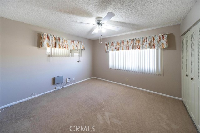 1561 Sandlewood Drive, Hemet CA: https://media.crmls.org/medias/63e97cc5-cde7-432a-9c1b-817fc2a1cf3e.jpg