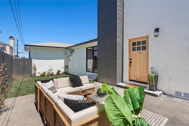 Detail Gallery Image 10 of 58 For 1202 Goodman Ave, Redondo Beach,  CA 90278 - 4 Beds | 2 Baths