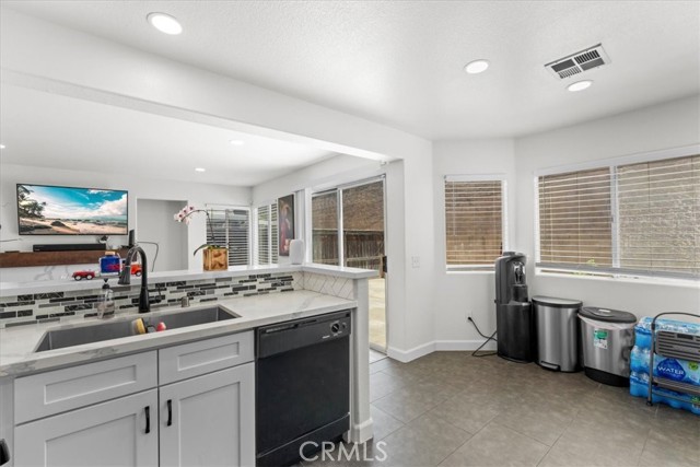 11839 Antler Peak Court, Rancho Cucamonga CA: https://media.crmls.org/medias/63ea3e9c-1ed0-4bcd-ad90-cb863172b3de.jpg