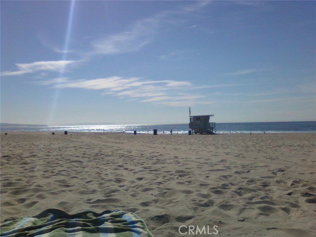 Playing, swimming and relaxing at the nearby beach just to the west