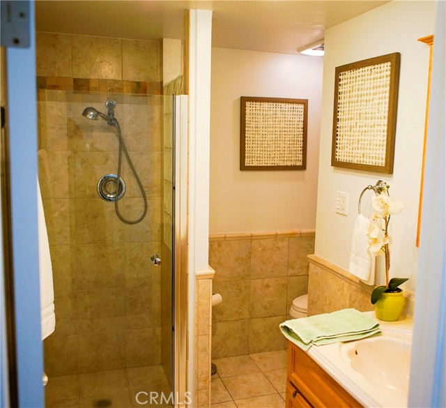 Detail Gallery Image 38 of 65 For 2019 Valencia, Santa Ana,  CA 92706 - 4 Beds | 2 Baths