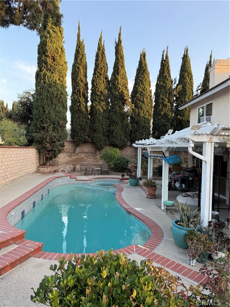 https://media.crmls.org/medias/63ec7979-cf7f-45df-a225-fd5d09cd6b43.jpg?preset=X-Large