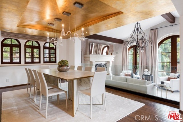 Detail Gallery Image 3 of 29 For 746 Norway Ln, Los Angeles,  CA 90049 - 5 Beds | 6 Baths
