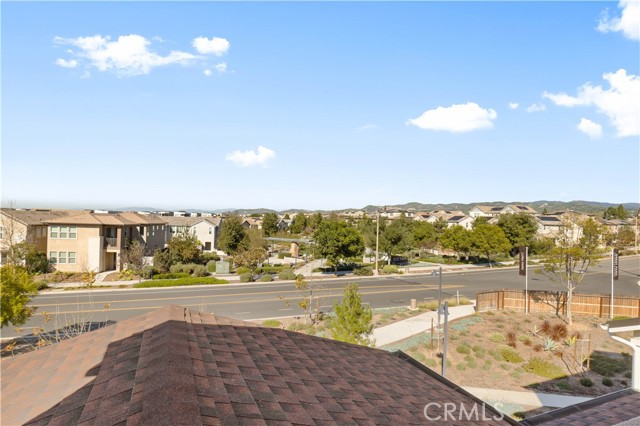 Detail Gallery Image 33 of 39 For 410 Lobata, Irvine,  CA 92618 - 4 Beds | 3/1 Baths