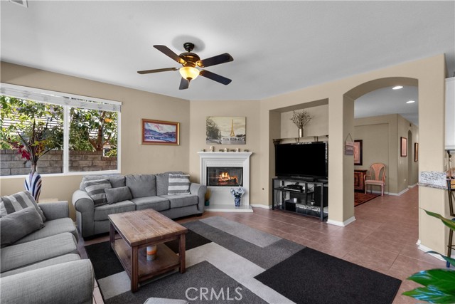 29266 Mission Trail Lane, Valencia CA: https://media.crmls.org/medias/63ed2319-fcf8-4d5d-a569-726b22dd678f.jpg