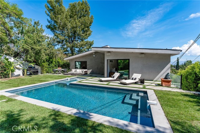 Detail Gallery Image 57 of 65 For 22268 Avenue San Luis, Woodland Hills,  CA 91364 - 5 Beds | 5/1 Baths