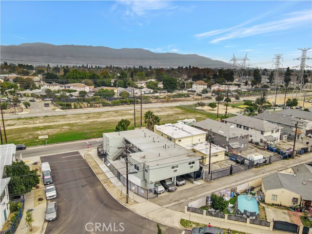 Detail Gallery Image 5 of 7 For 5887 Whitnall, North Hollywood,  CA 91601 - – Beds | – Baths