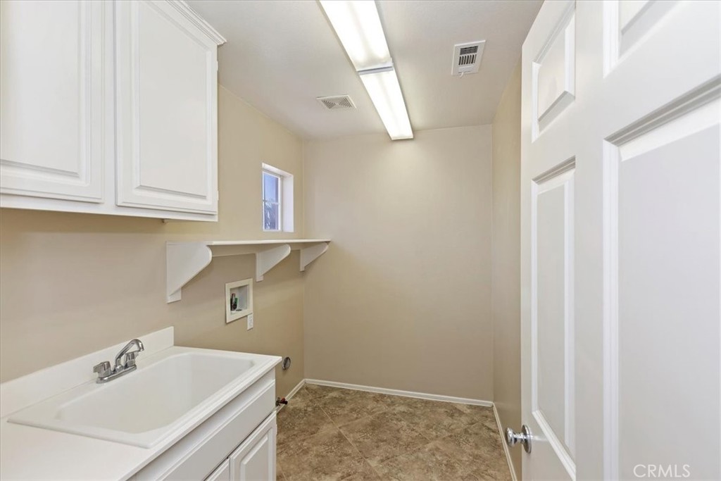 MLS #OC25117971 img 33