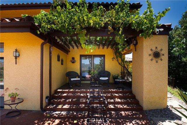 23192 De Anza Road, Temecula CA: https://media.crmls.org/medias/63ee533e-be7b-4014-a0d6-1cf93bfb4904.jpg