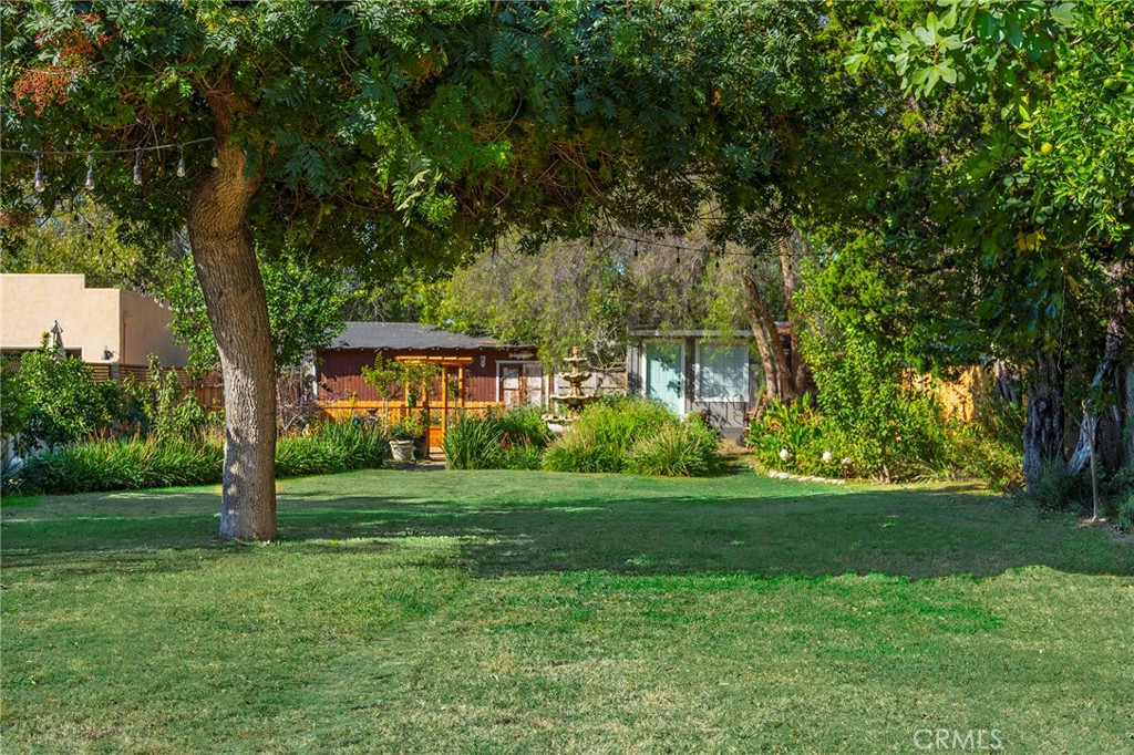 https://media.crmls.org/medias/63eef30a-22df-4a05-9252-705baa72ab72.jpg?preset=X-Large
