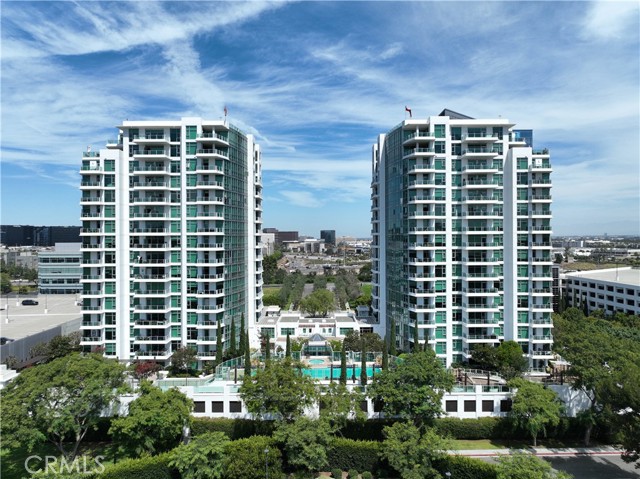 3141 Michelson Drive, Irvine CA: https://media.crmls.org/medias/63ef3d86-1dcd-4df4-8262-139d3e1dd315.jpg