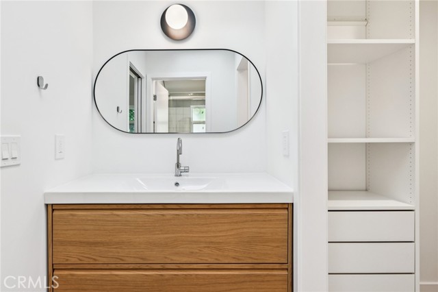 6950 Beckett Street, Tujunga CA: https://media.crmls.org/medias/63ef8180-88e7-46c0-b92c-b8f90cd31c36.jpg