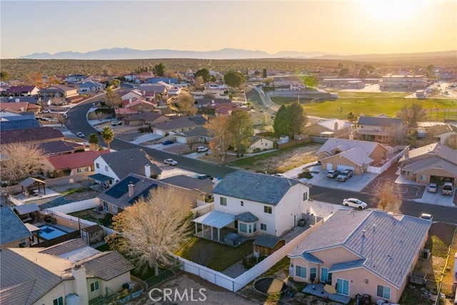 Detail Gallery Image 34 of 37 For 26647 Mainsail, Helendale,  CA 92342 - 4 Beds | 2/1 Baths