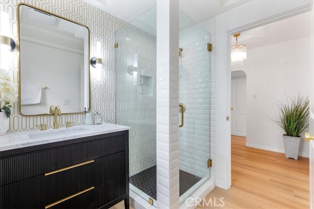 Detail Gallery Image 18 of 42 For 3961 Hepburn Ave, Los Angeles,  CA 90008 - 2 Beds | 2 Baths