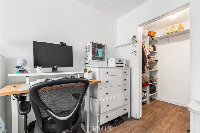 3325 Santa Fe Ave Apt 110, Long Beach, CA 90810 photo 9
