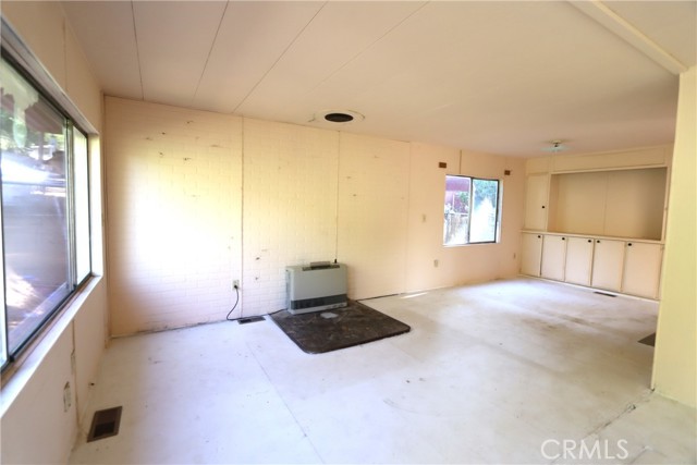 3385 Cypress, Kelseyville CA: https://media.crmls.org/medias/63f05491-de58-4277-bb50-00d6118ec483.jpg