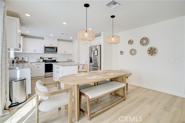 Detail Gallery Image 6 of 36 For 28439 Deer Brush, Nuevo,  CA 92567 - 3 Beds | 2/1 Baths