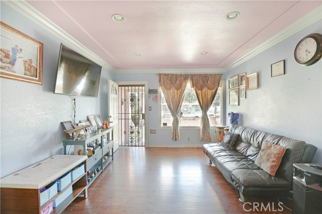 Image 3 for 208 E 118Th Pl, Los Angeles, CA 90061