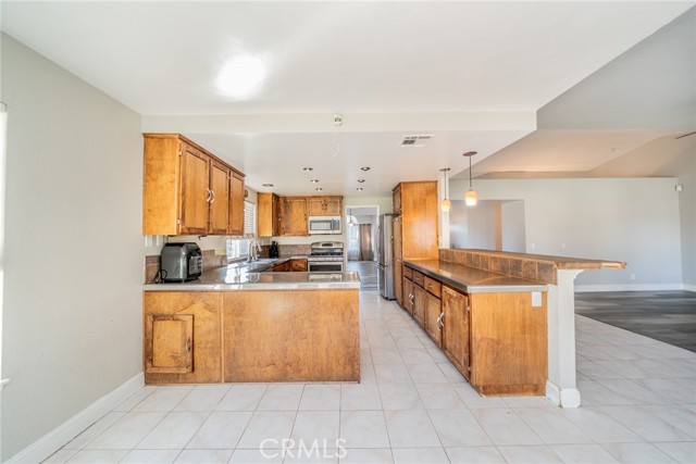 Detail Gallery Image 18 of 53 For 6744 Mission Grove, Riverside,  CA 92506 - 4 Beds | 2 Baths