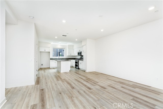7123 Ryder Lane, Gardena CA: https://media.crmls.org/medias/63f387e0-2b55-4f99-9fdf-439841fa3842.jpg