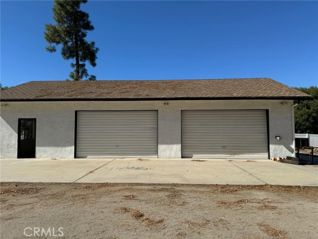 Detail Gallery Image 7 of 16 For 40490 Vista Rd, Hemet,  CA 92544 - 3 Beds | 4 Baths