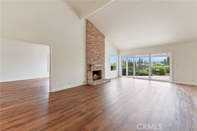 614 S Pathfinder Trail, Anaheim Hills CA: https://media.crmls.org/medias/63f4261b-e0a0-4604-b775-99055cab296b.jpg