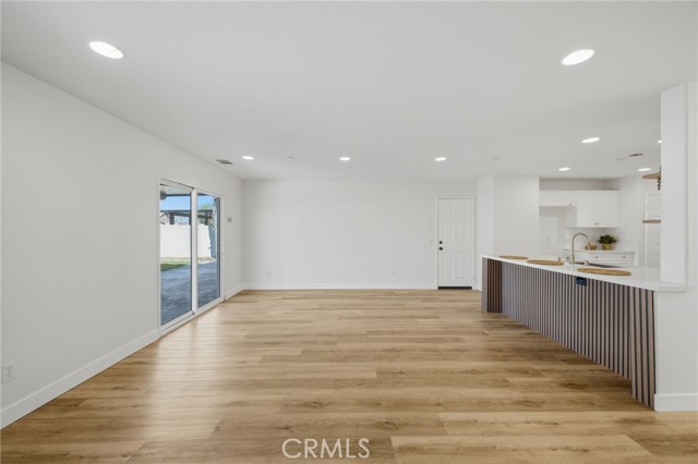 Detail Gallery Image 33 of 54 For 3418 Presidio, Perris,  CA 92570 - 4 Beds | 2/1 Baths