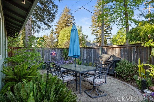 Detail Gallery Image 3 of 57 For 1608 Broadway, Chico,  CA 95928 - 3 Beds | 2 Baths