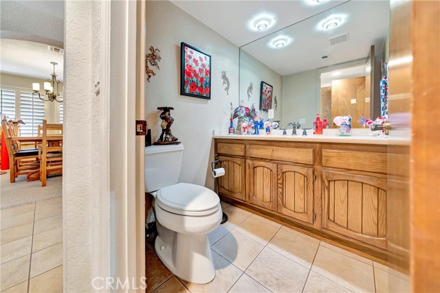 433 Fairway Drive, Palmdale CA: https://media.crmls.org/medias/63f5fcf6-31b9-483a-8292-d00babeacdea.jpg