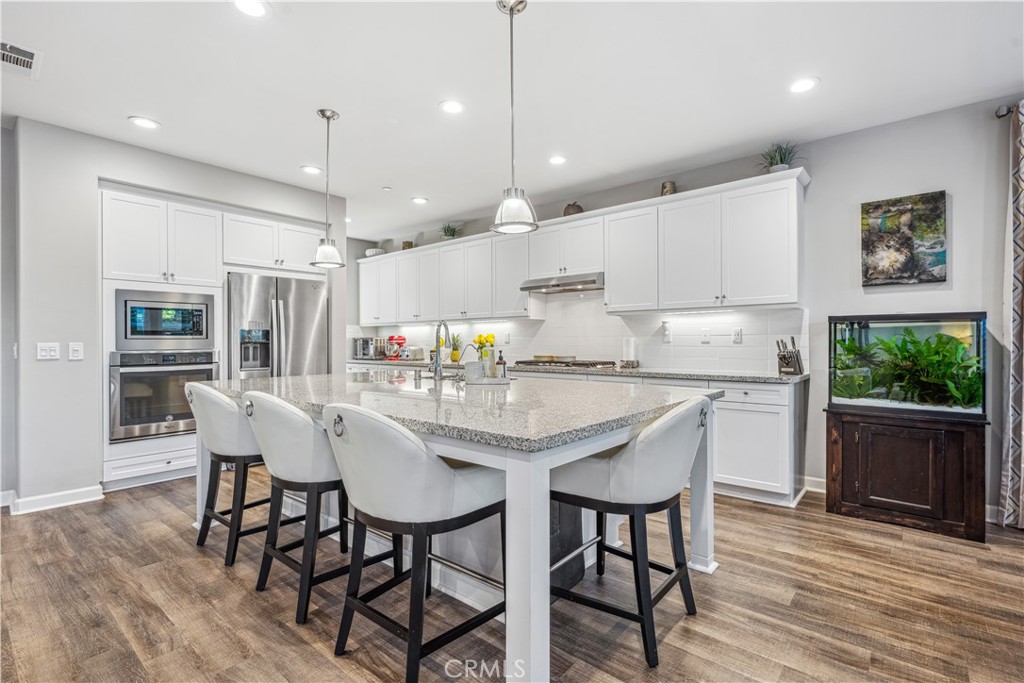 63f5ff80 86f1 49b7 B069 87b7af662fb6