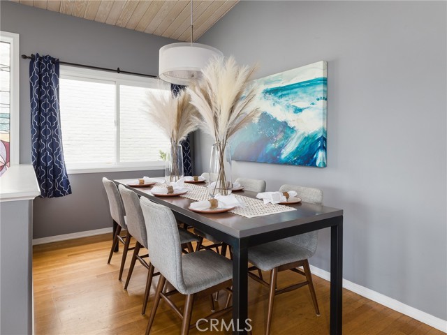 2613 Vista Drive, Manhattan Beach, California 90266, 3 Bedrooms Bedrooms, ,2 BathroomsBathrooms,Residential,Sold,Vista,SB22142075