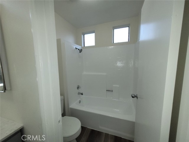 13611 Amanda Street, Fontana CA: https://media.crmls.org/medias/63f661de-d100-4c41-aeef-eba2f8cf5277.jpg