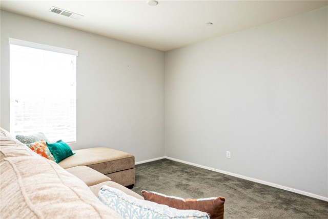 Detail Gallery Image 23 of 49 For 4788 Condor, Fontana,  CA 92336 - 3 Beds | 2/1 Baths